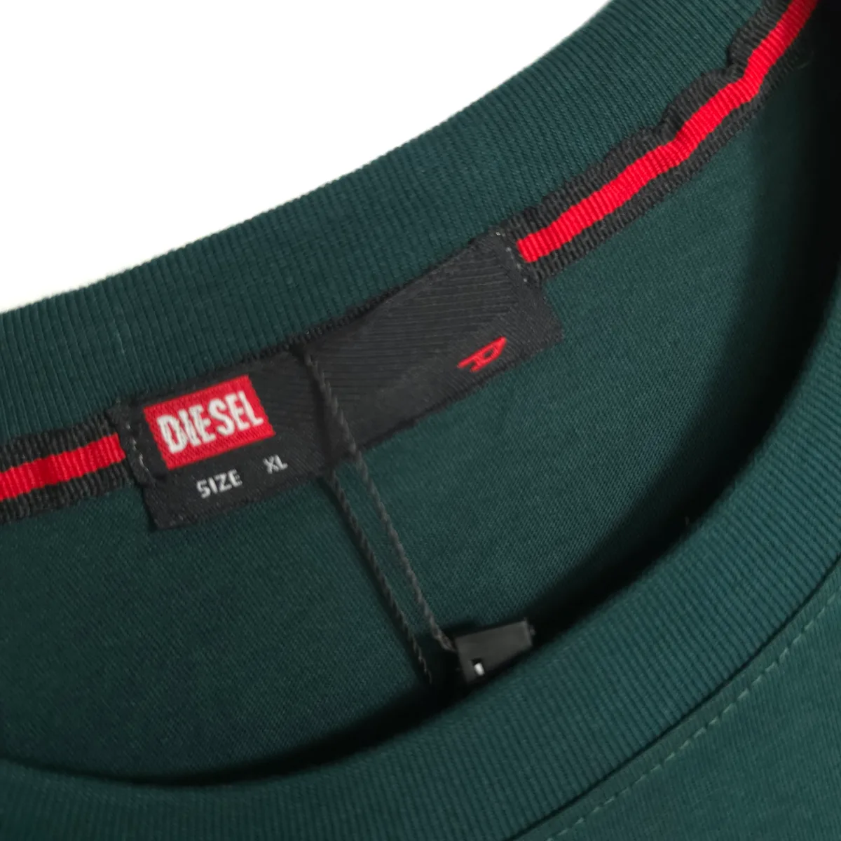 Diesel Polera, foto 3