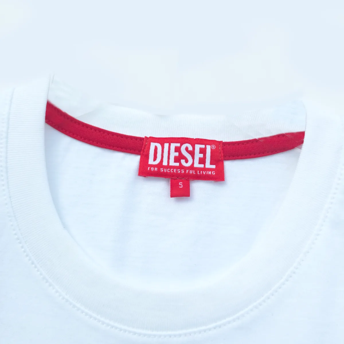 Diesel Polera, foto 3